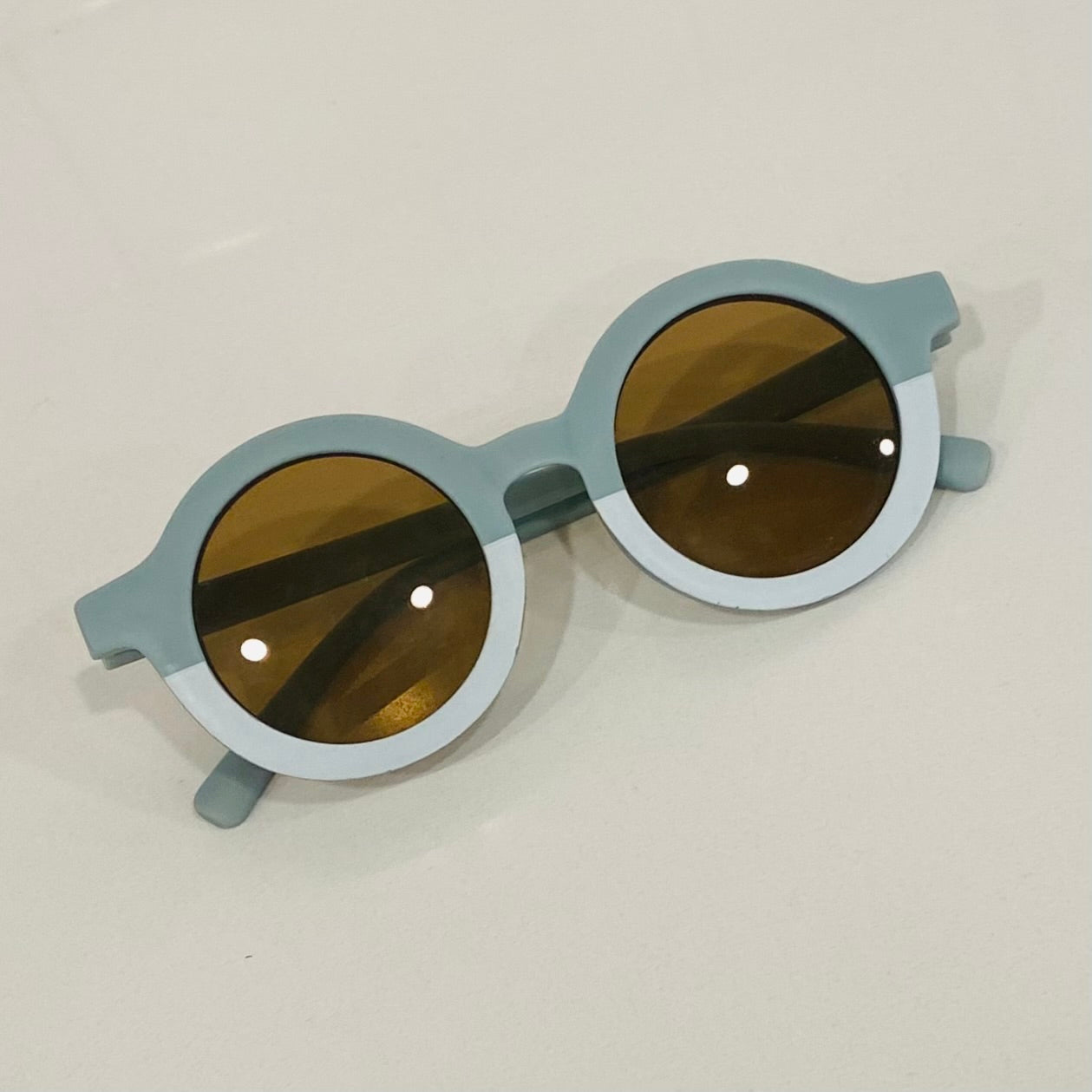 Child Circle Sunnies