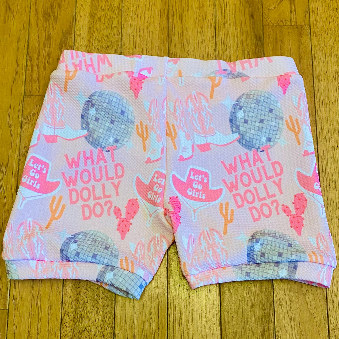 What Would Dolly Do? // Let’s Go Girls // Shania Twain// Elastic Shorts